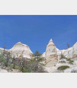 tent rocks hiking